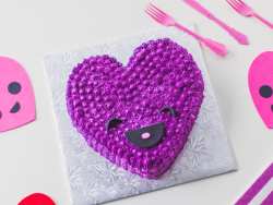 Cute Emoji Heart Cake